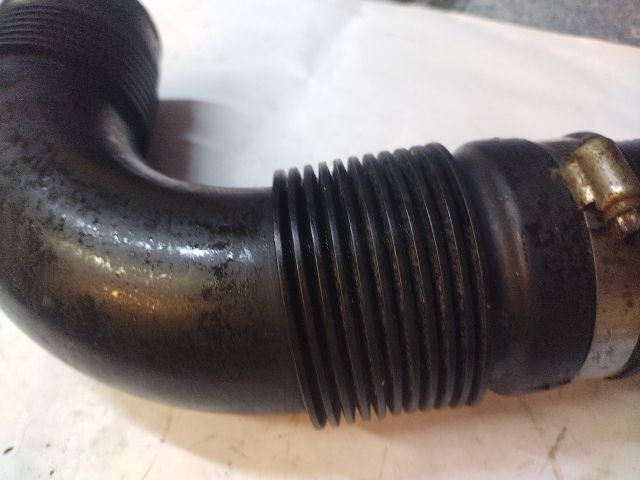 bontott ALFA ROMEO GT Légbeömlő Cső