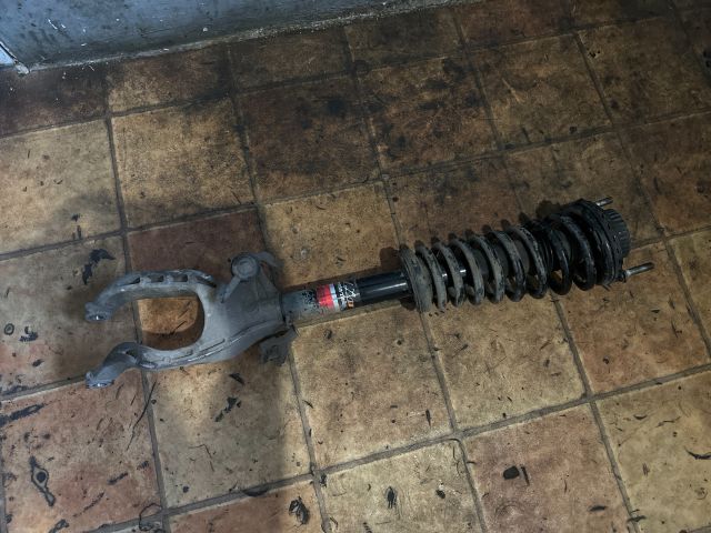 bontott ALFA ROMEO GT Bal első Gólyaláb (Lengécsillapító, Rugó)