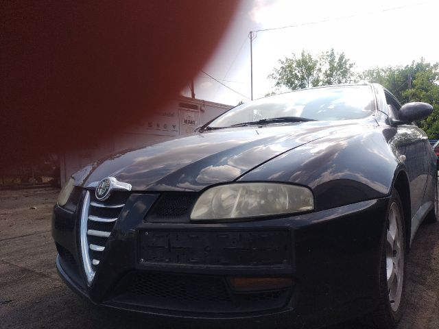 bontott ALFA ROMEO GT Bal hátsó Féknyereg Munkahengerrel