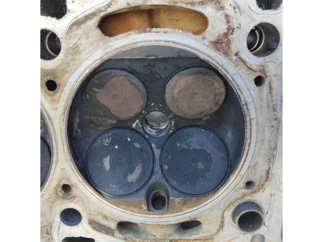 bontott ALFA ROMEO GT Hengerfej