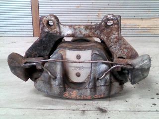 bontott ALFA ROMEO GT Jobb első Féknyereg Munkahengerrel