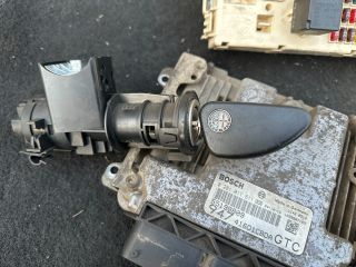 bontott ALFA ROMEO GT Motorvezérlő