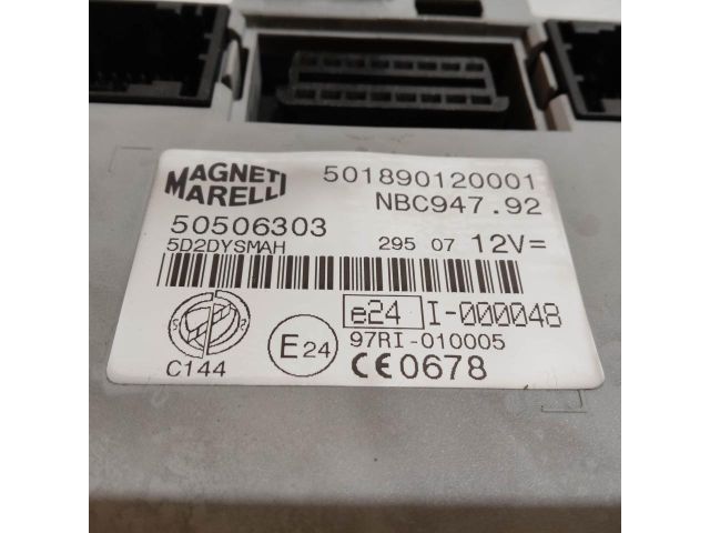 bontott ALFA ROMEO GT Motorvezérlő