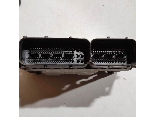 bontott ALFA ROMEO GT Motorvezérlő