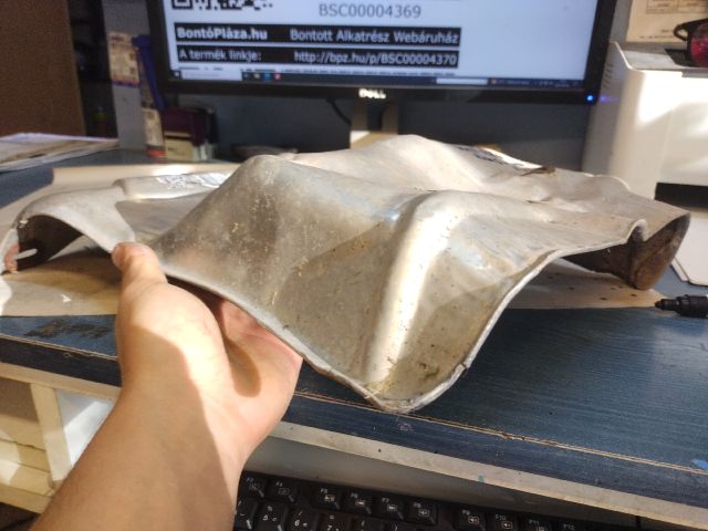 bontott ALFA ROMEO GT Katalizátor Hővédő Lemez