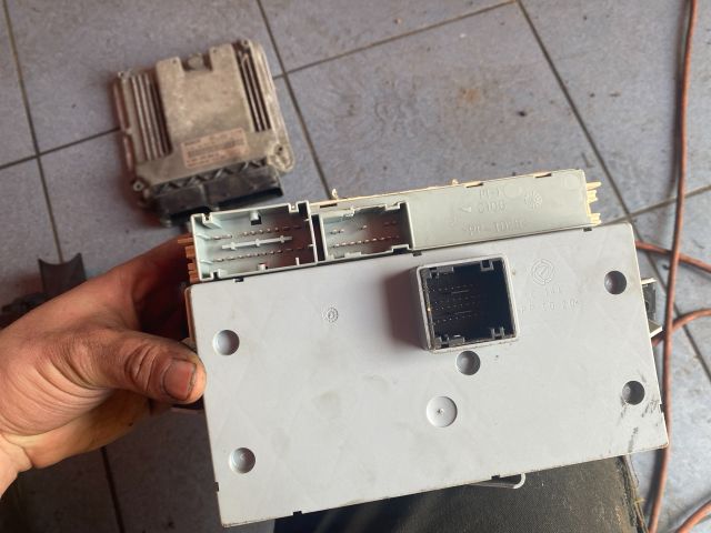 bontott ALFA ROMEO GT Motorvezérlő