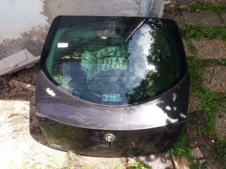 bontott ALFA ROMEO GT Csomagtérajtó (Üres lemez)