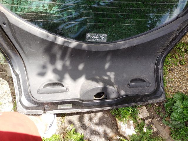 bontott ALFA ROMEO GT Csomagtérajtó (Üres lemez)