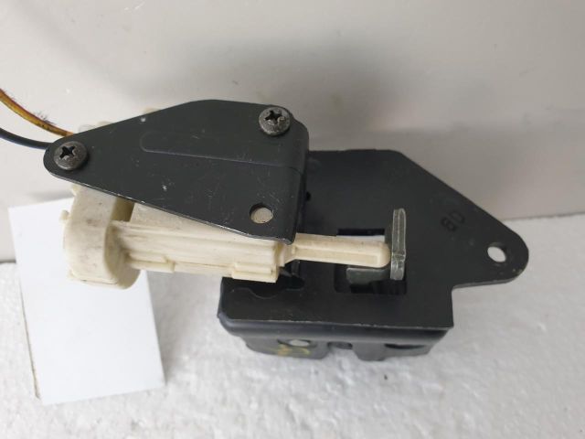 bontott ALFA ROMEO GT Csomagtérajtó Zárszerkezet