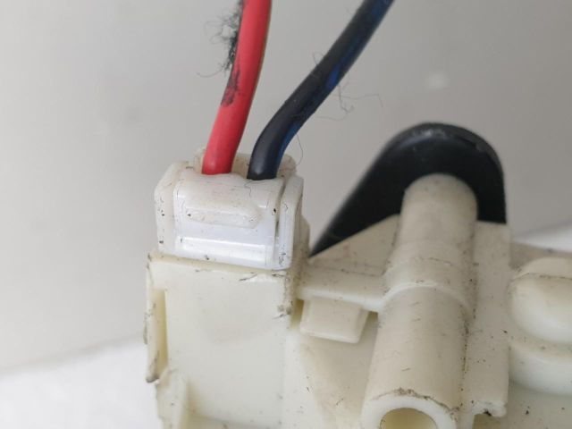 bontott ALFA ROMEO GT Csomagtérajtó Zárszerkezet