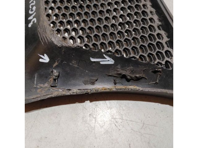 bontott ALFA ROMEO GT Hűtőrács