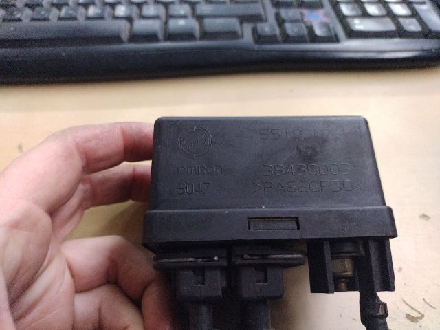 bontott ALFA ROMEO GT Izzító Relé