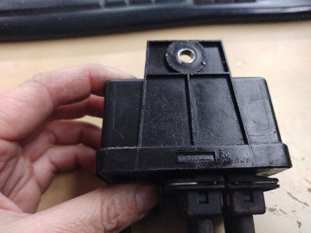 bontott ALFA ROMEO GT Izzító Relé