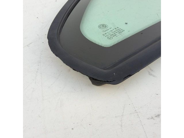 bontott ALFA ROMEO GT Jobb hátsó Ablak