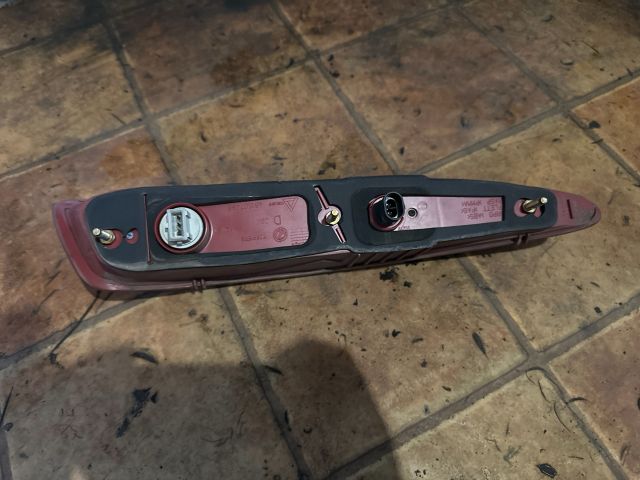 bontott ALFA ROMEO GT Jobb Hátsó Lámpa