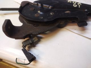 bontott ALFA ROMEO GT Kézifék Kar