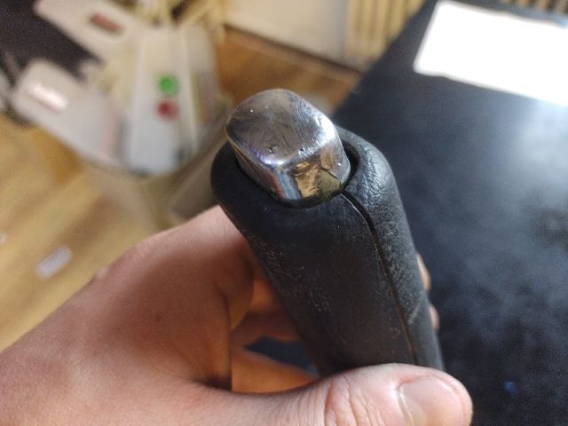 bontott ALFA ROMEO GT Kézifék Kar