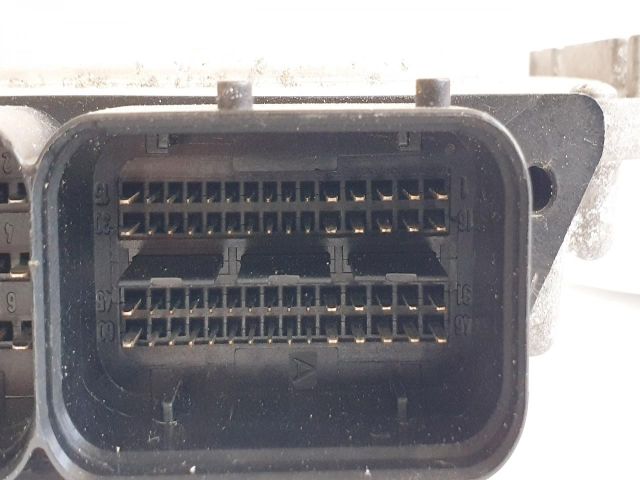 bontott ALFA ROMEO GT Motorvezérlő