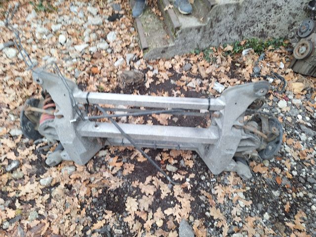 bontott ALFA ROMEO GTV Hátsó Híd (Tárcsafékes)