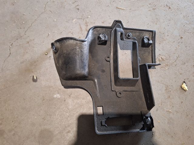 bontott ALFA ROMEO GTV Alsó Műszerfal Burkolat