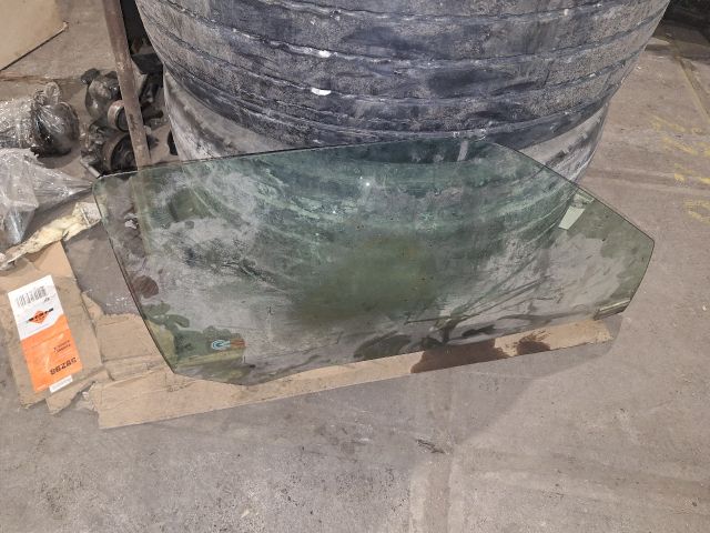 bontott ALFA ROMEO GTV Jobb első Ablak