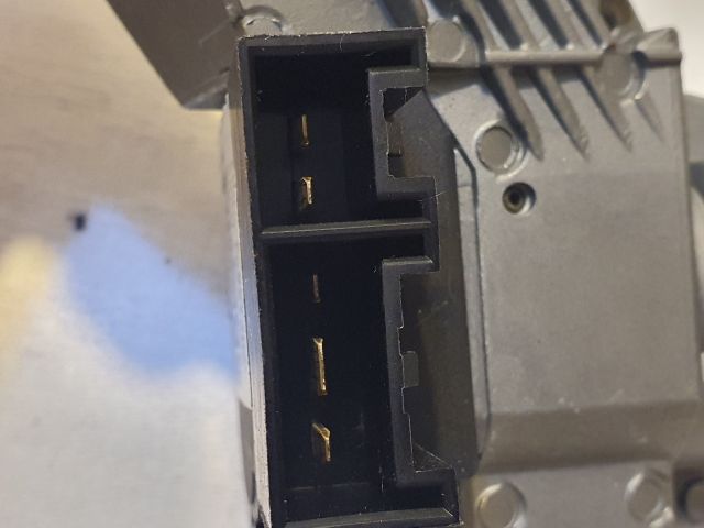 bontott ALFA ROMEO MITO Gyújtáskapcsoló Házzal