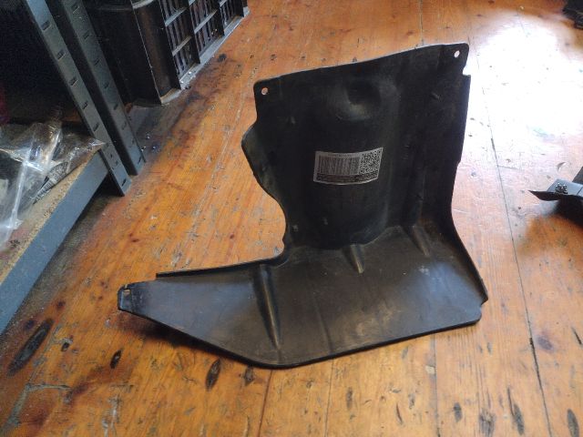 bontott ALFA ROMEO MITO Jobb Motorburkolat