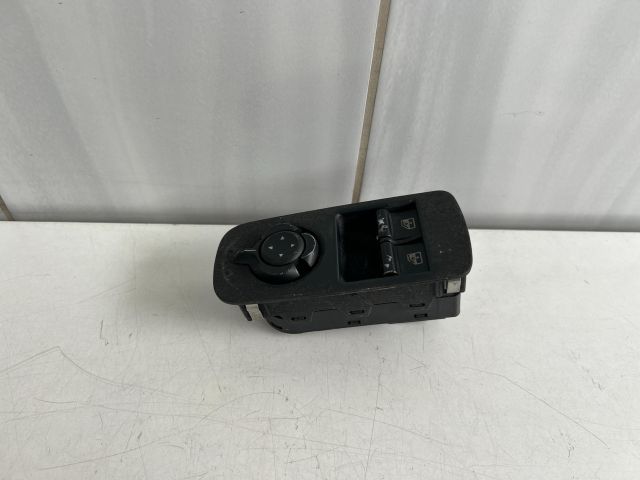 bontott ALFA ROMEO MITO Ablakemelő Kapcsoló Négyes / Kettes