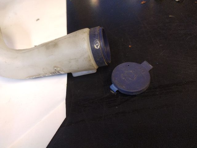 bontott ALFA ROMEO MITO Ablakmosó Tartály