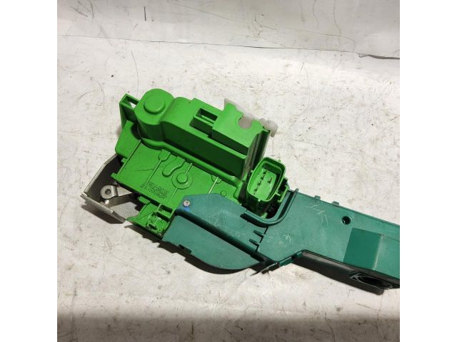 bontott ALFA ROMEO MITO Bal első Ajtózár