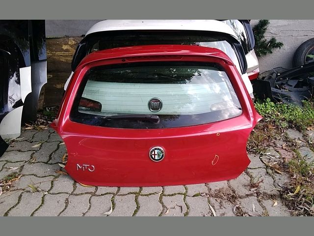 bontott ALFA ROMEO MITO Csomagtérajtó (Üres lemez)