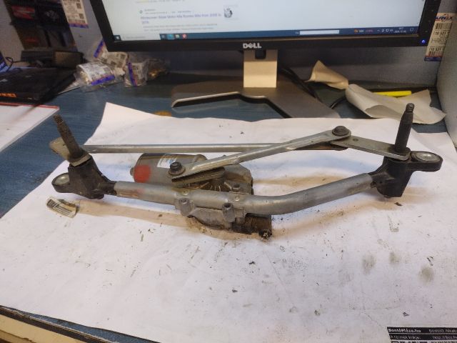 bontott ALFA ROMEO MITO Első Ablaktörlő Szerkezet Motorral