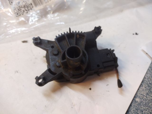 bontott ALFA ROMEO MITO Fűtés Állító Motor