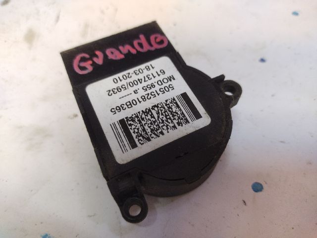 bontott ALFA ROMEO MITO Gyújtáskapcsoló Elektronika