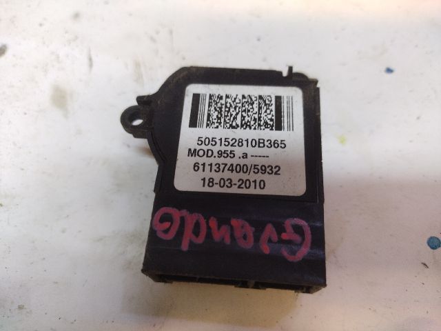 bontott ALFA ROMEO MITO Gyújtáskapcsoló Elektronika