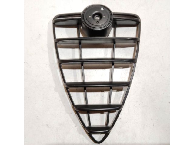 bontott ALFA ROMEO MITO Hűtőrács