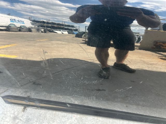 bontott ALFA ROMEO MITO Jobb első Ajtó (Üres lemez)