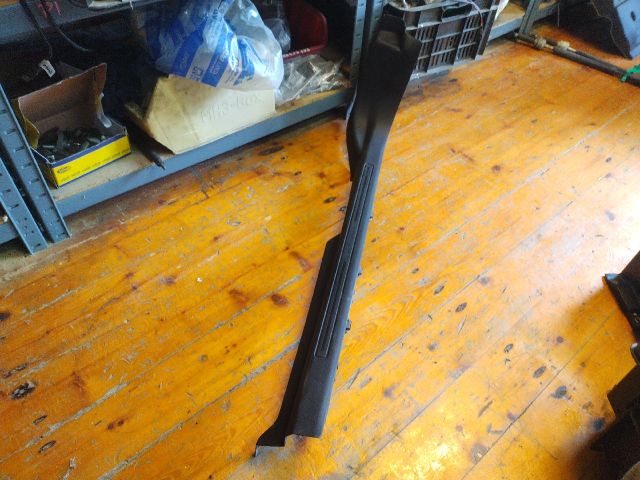 bontott ALFA ROMEO MITO Jobb első Belső Küszöb Burkolat