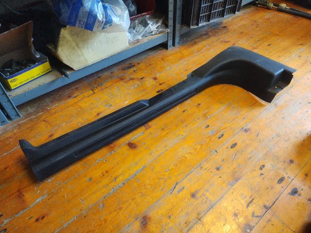 bontott ALFA ROMEO MITO Jobb első Belső Küszöb Burkolat