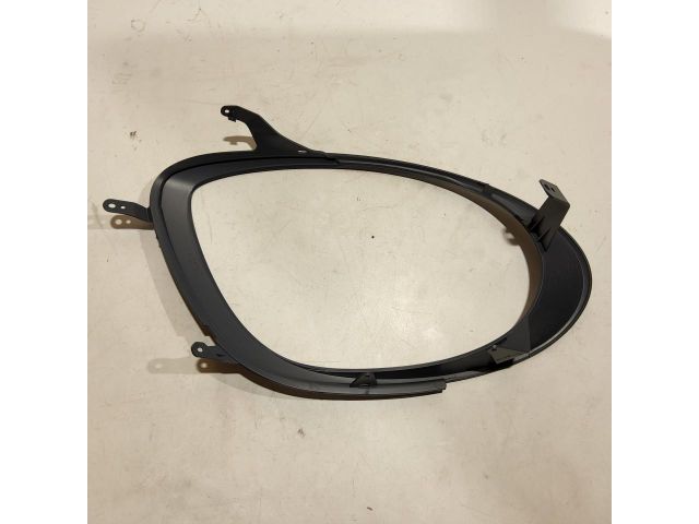 bontott ALFA ROMEO MITO Jobb Fényszóró Lámpakeret