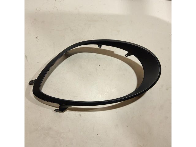 bontott ALFA ROMEO MITO Jobb Fényszóró Lámpakeret