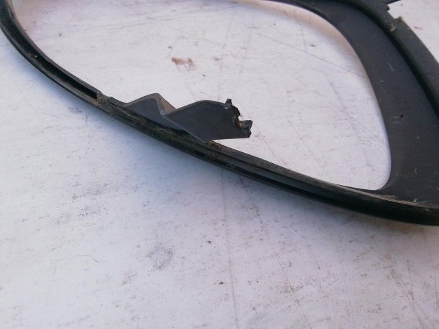 bontott ALFA ROMEO MITO Jobb Fényszóró Lámpakeret