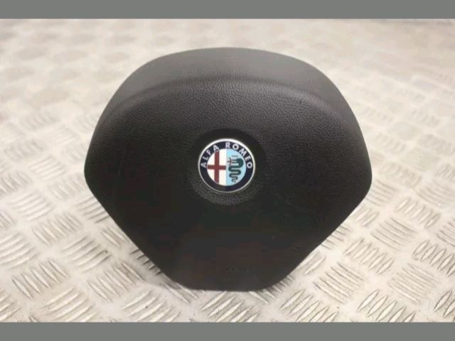 bontott ALFA ROMEO MITO Kormánylégzsák