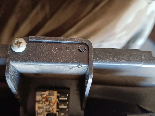 bontott ALFA ROMEO MITO Középkonzol Vezérlő Panel