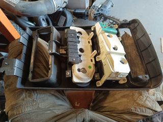 bontott ALFA ROMEO MITO Középkonzol Vezérlő Panel