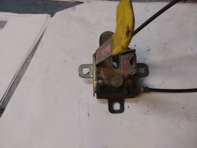 bontott ALFA ROMEO MITO Motorháztető Zárszerkezet