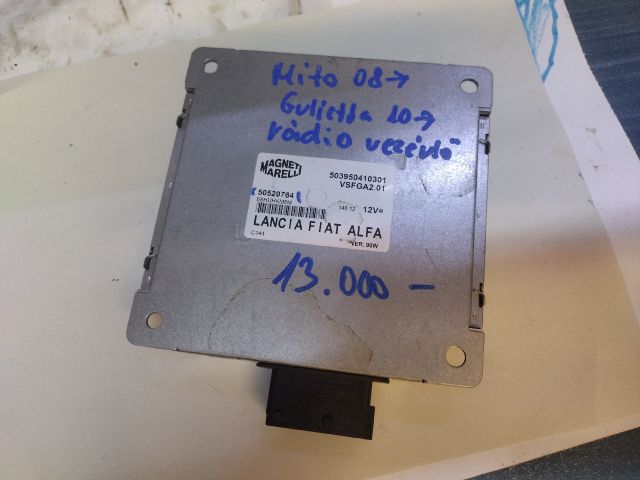 bontott ALFA ROMEO MITO Rádió / CD Kapcsoló