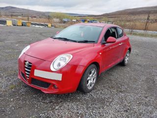 bontott ALFA ROMEO MITO Rádió / CD