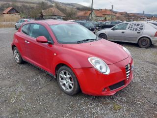 bontott ALFA ROMEO MITO Rádió / CD