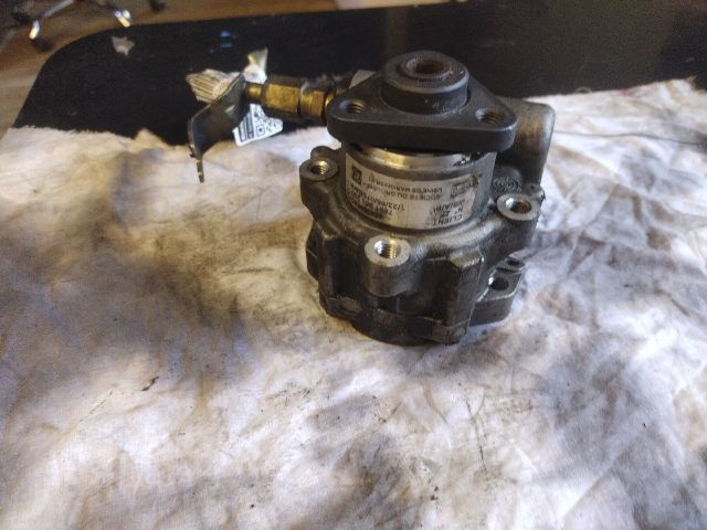 bontott ALFA ROMEO SPIDER Kormányszervó Motor (Hidraulikus)